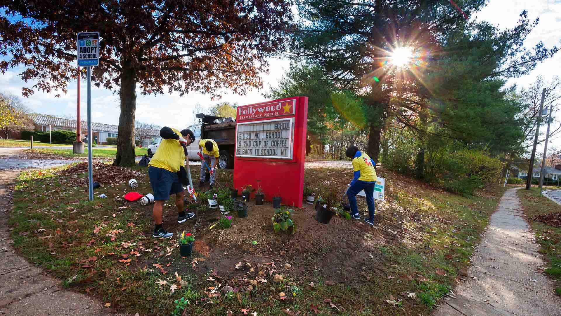 Good Neighbor Day 111222 0058 JC 1920x1080