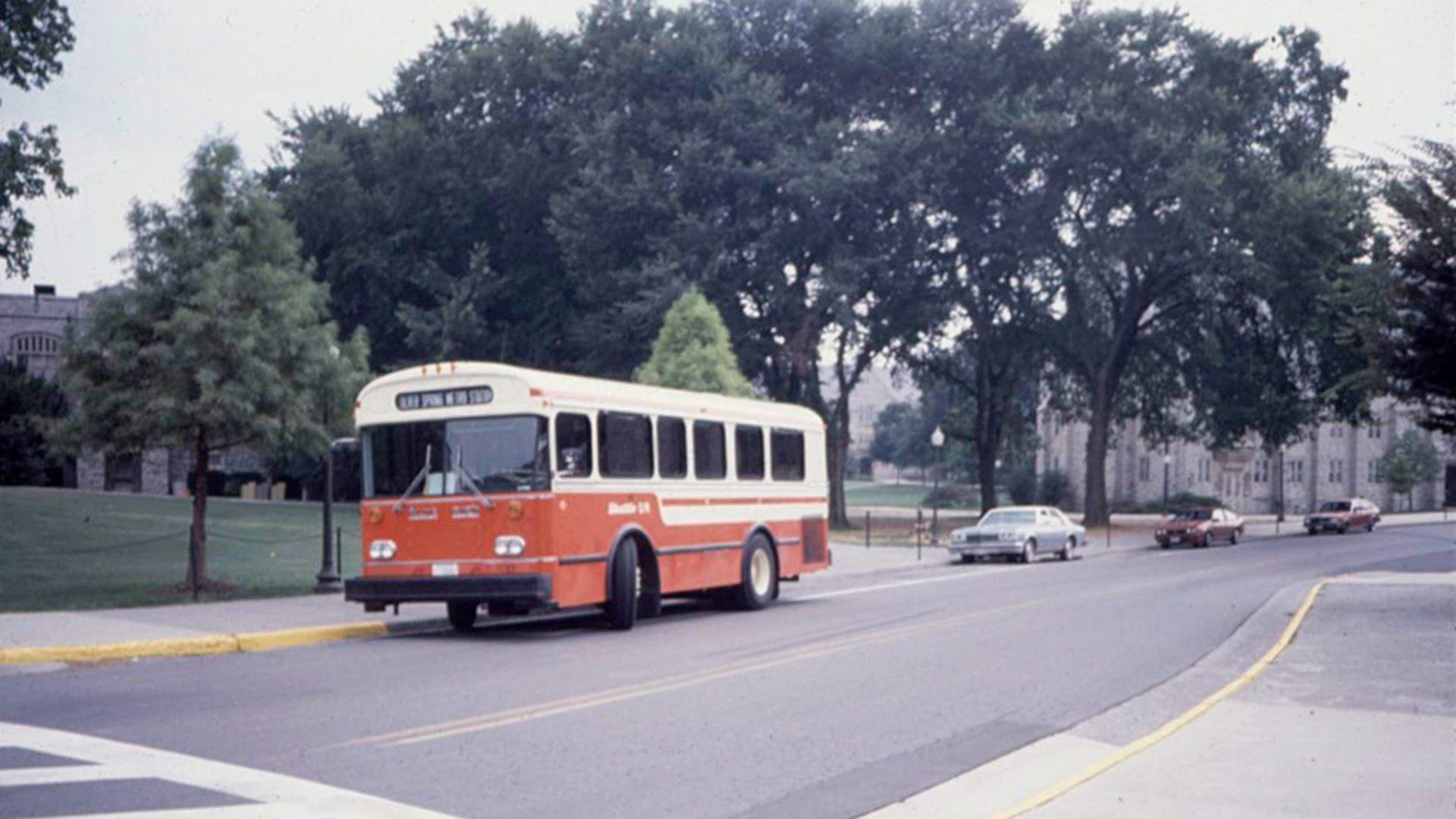 Shuttle UM DOTS undated 091335 0007 1920x1080