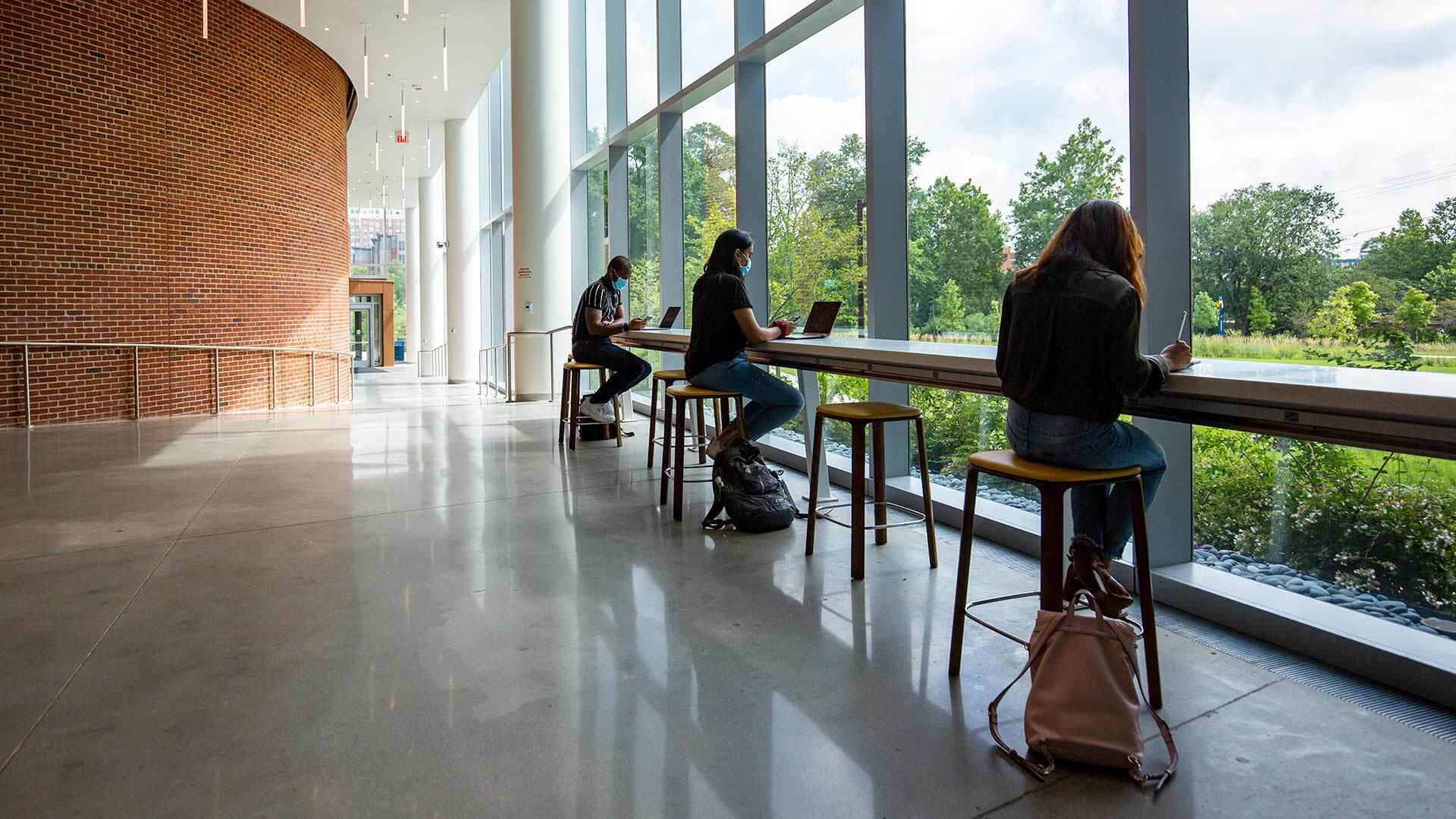 Students Iribe Center 08062020 SC 3060 1920x1080