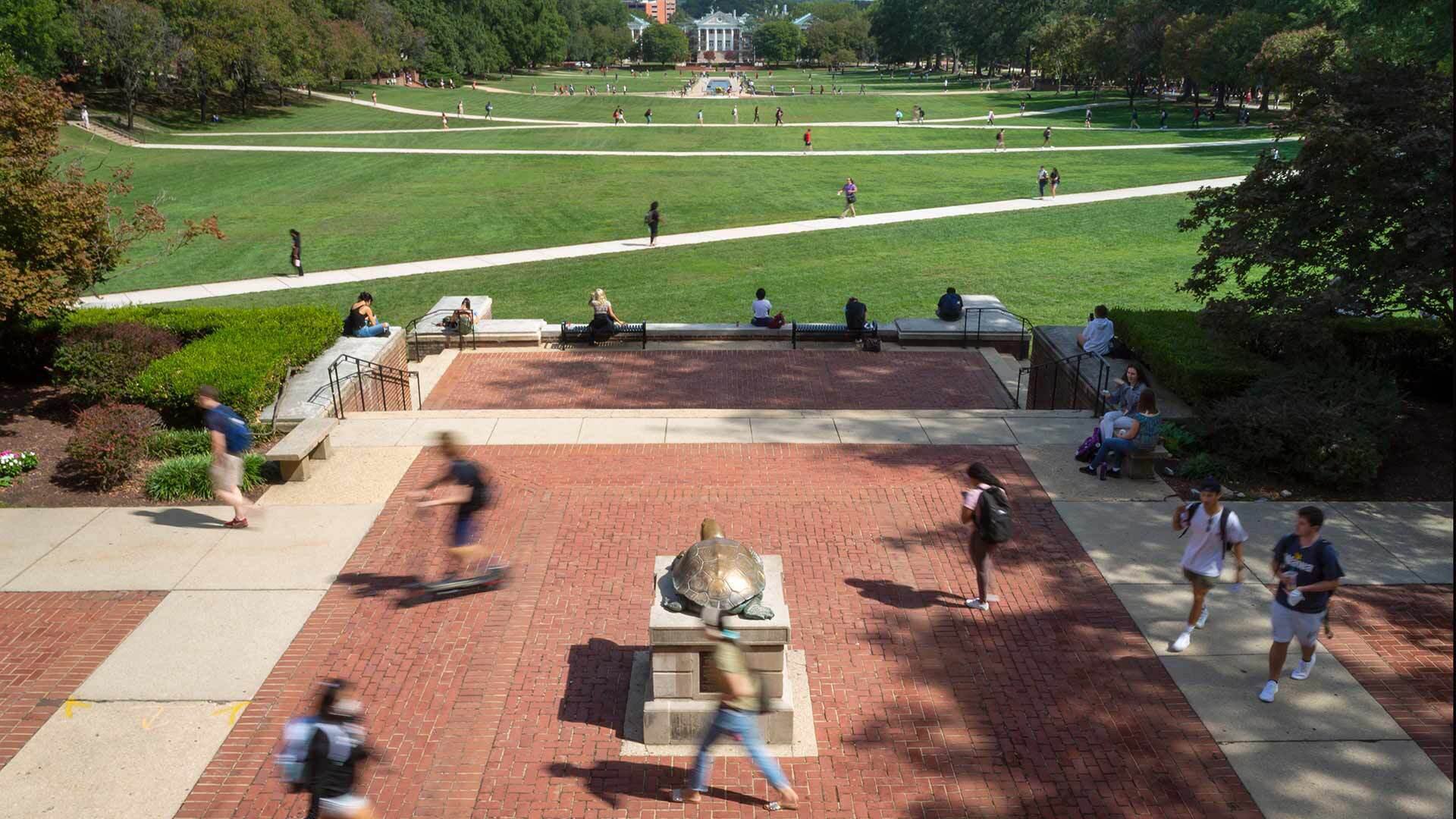 Students Outdoors 09202021 SC 5025 1920x1080
