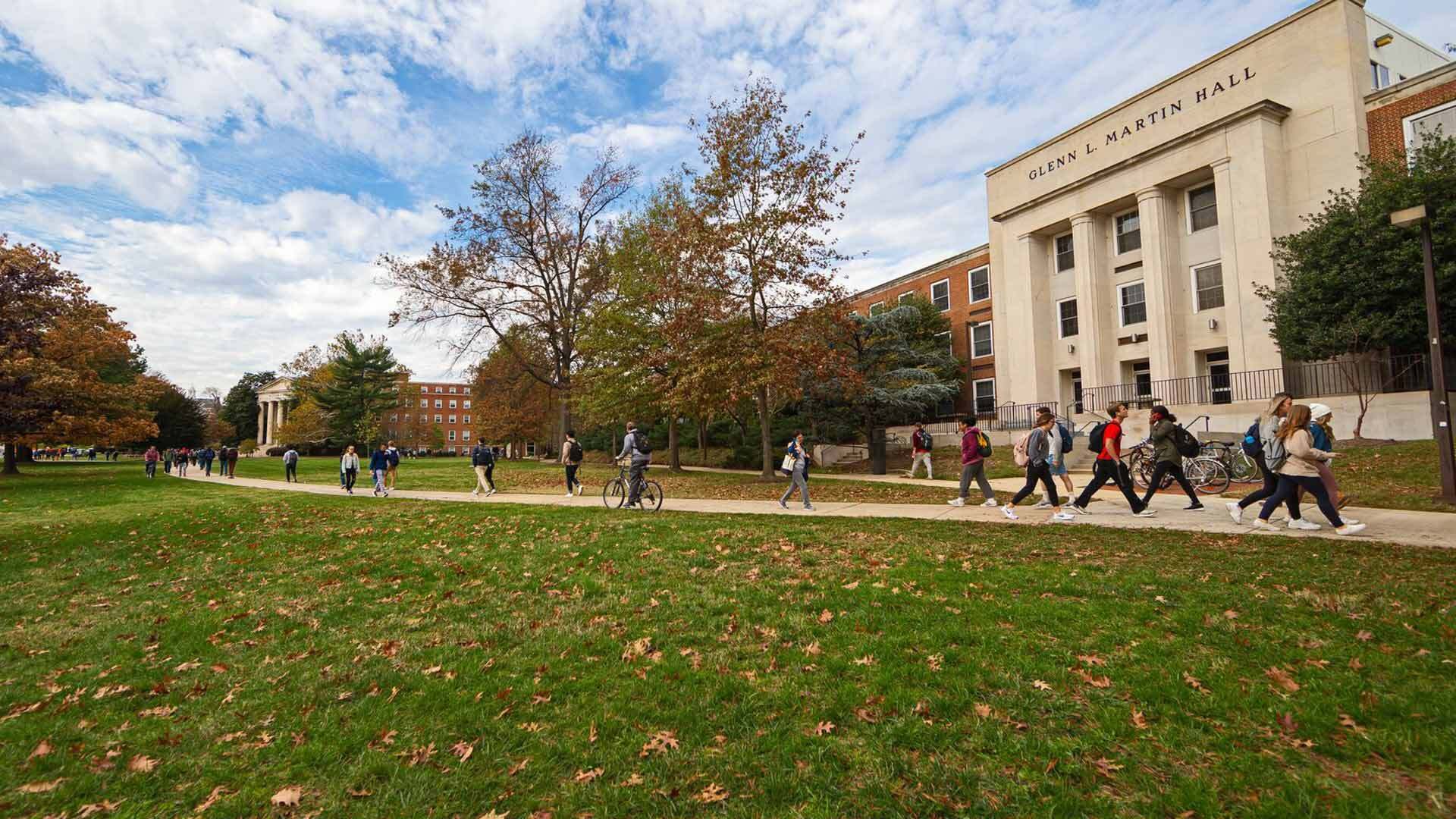 Students Outdoors JC 11052019 0562 1920x1080 0
