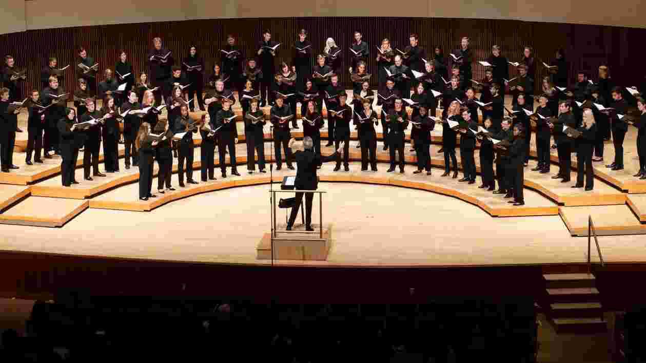 191107 David Andrews SOM 20th Anniversary Choir DSC 4628 1920x1080 Thumbnail