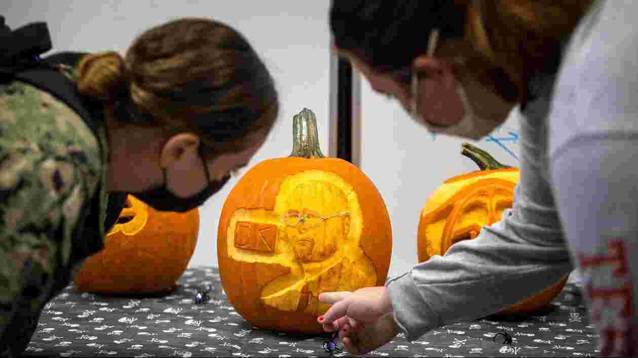 Arch Pumpkin Carving 10292021 SC 3104 1920x1080 Thumbnail