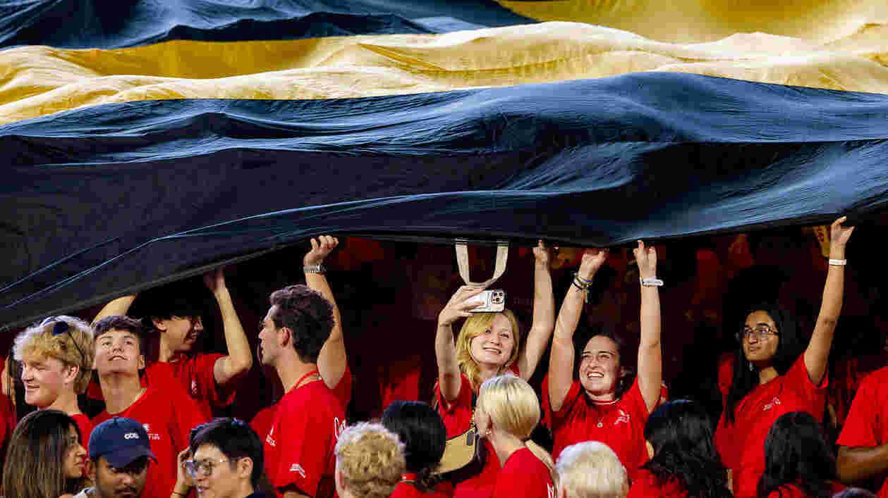 Big Show Freshman Welcome 08282025 SC 8634 1920x1080 Thumbnail