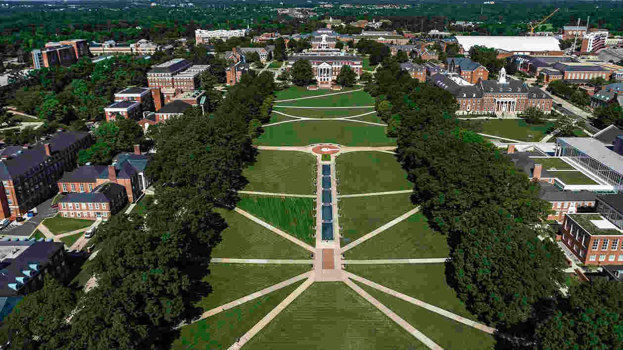 Campus Aerials 06052018 3783 web Thumbnail