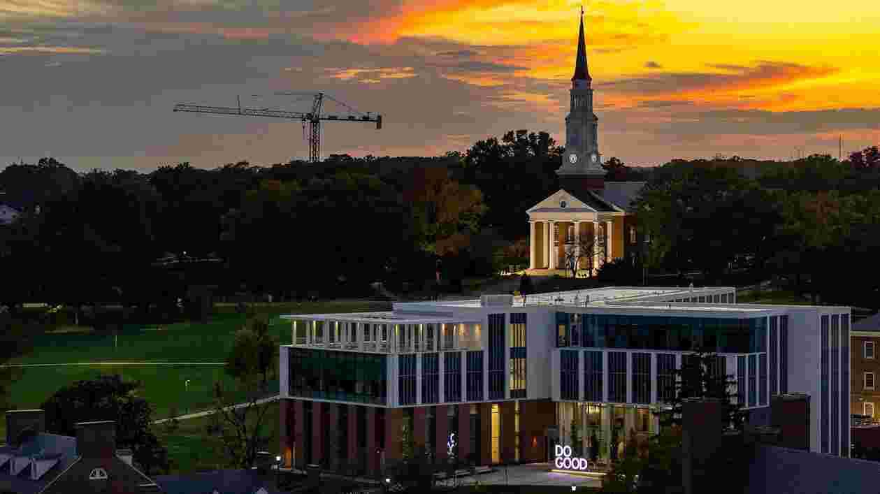 Campus Views 10272023 RS 4095 web Thumbnail