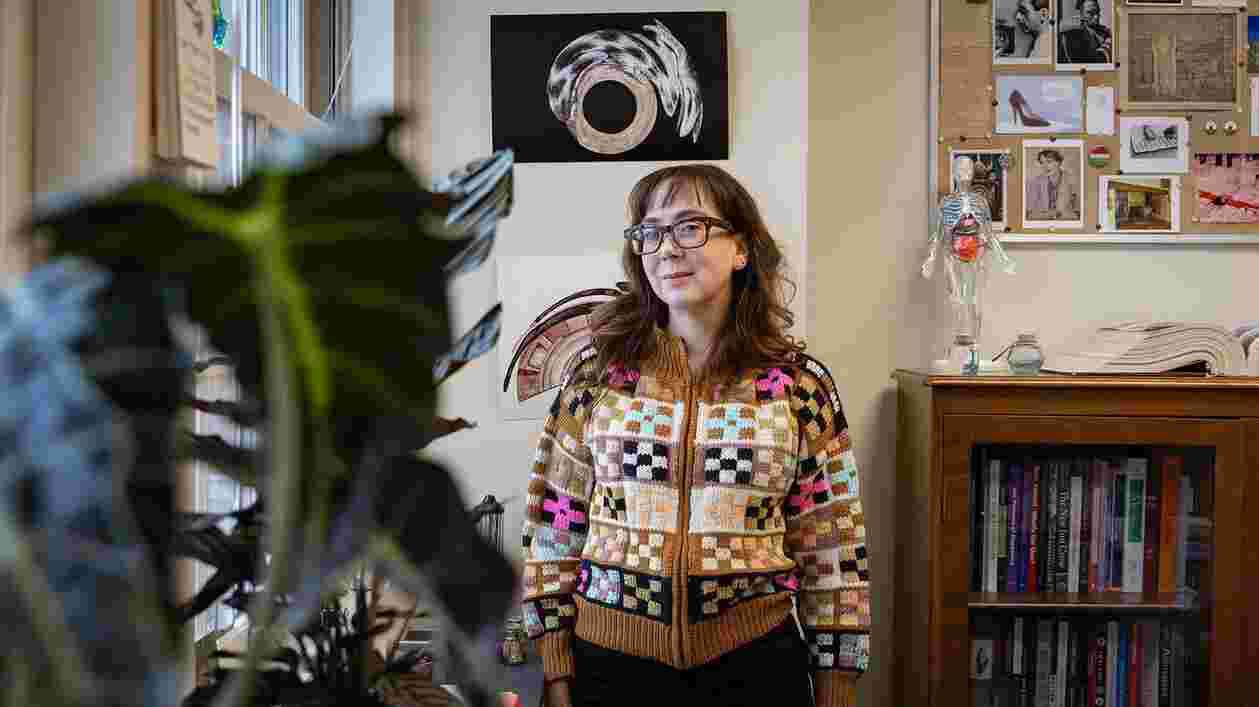 Christina Walter Office 01102024 SC 0251 1920x1080 Thumbnail