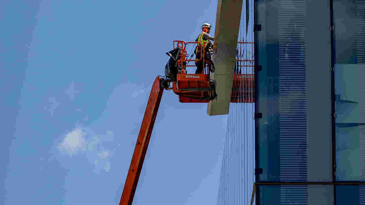 Construction Zupnick Hall 08272025 DS 7743 1920x1080 Thumbnail