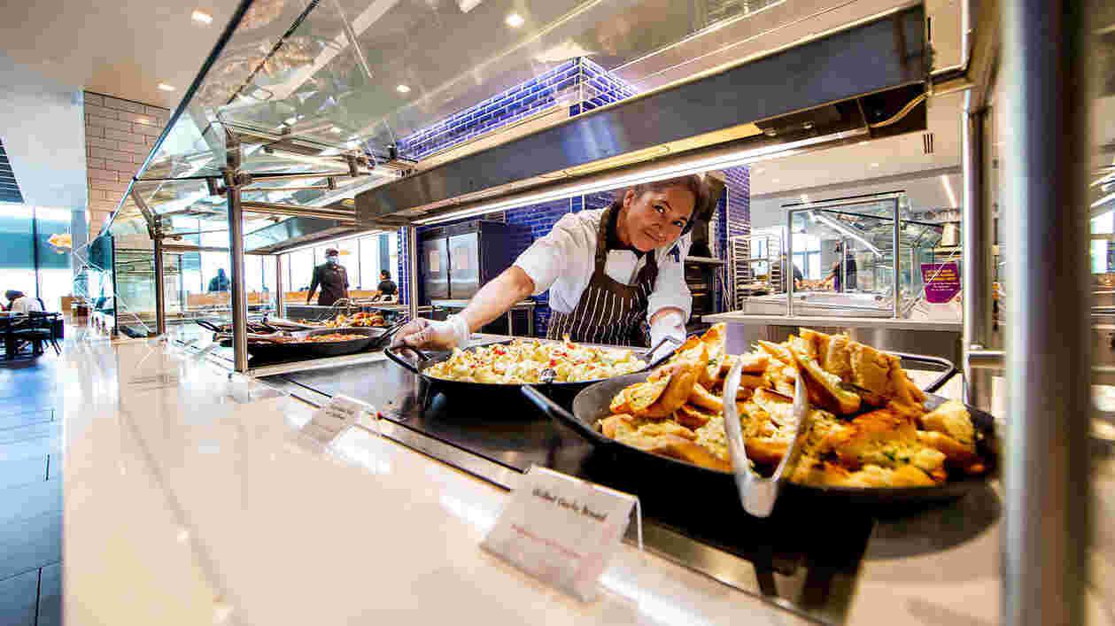 Dining Services Yahentamitsi 08162022 JC 2242 1920x1080 Thumbnail