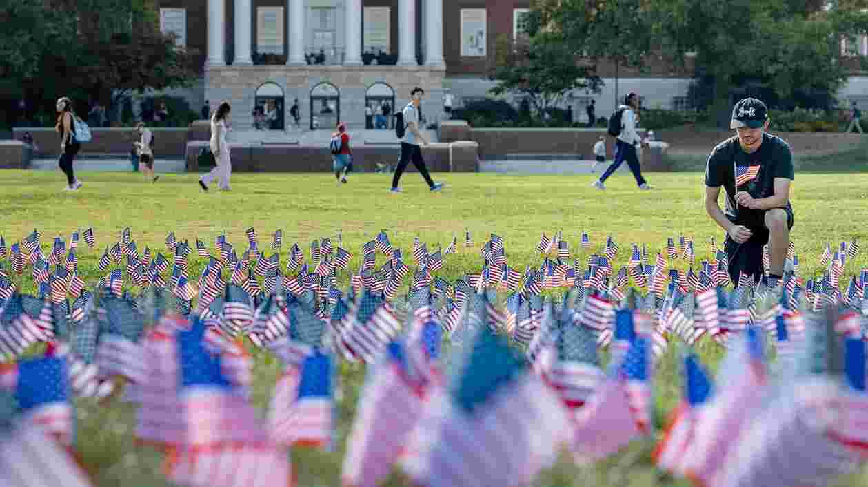 Flag Planting Mc Keldin Mall 09102024 JC 6236 1920x1080 Thumbnail
