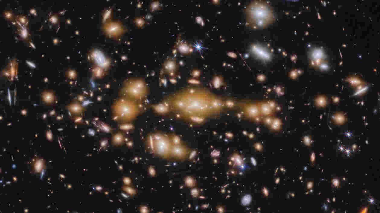 Galaxy cluster SPT CL J0615 5746 1920x1080 Thumbnail