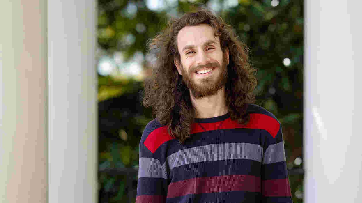 Garin Gregory Student Speaker 04142025 DS 2071 1920x1080 Thumbnail