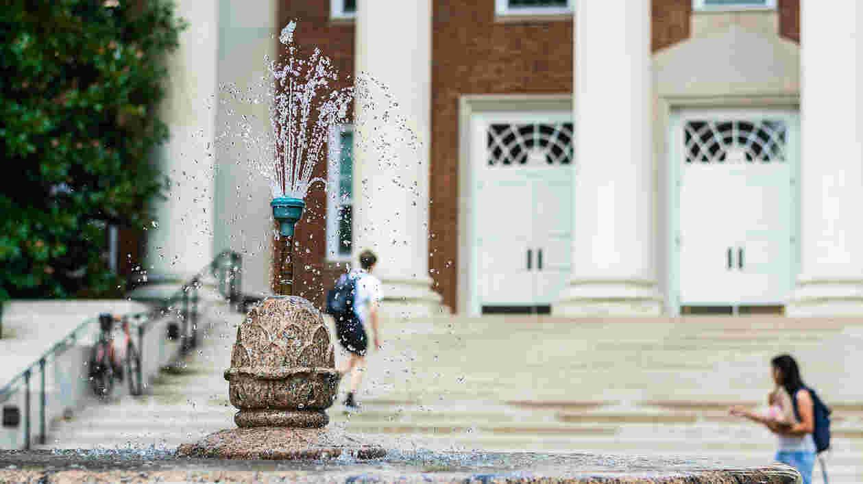 Kirwan Hall Fountain 09202018 0301 1920x1080 Thumbnail