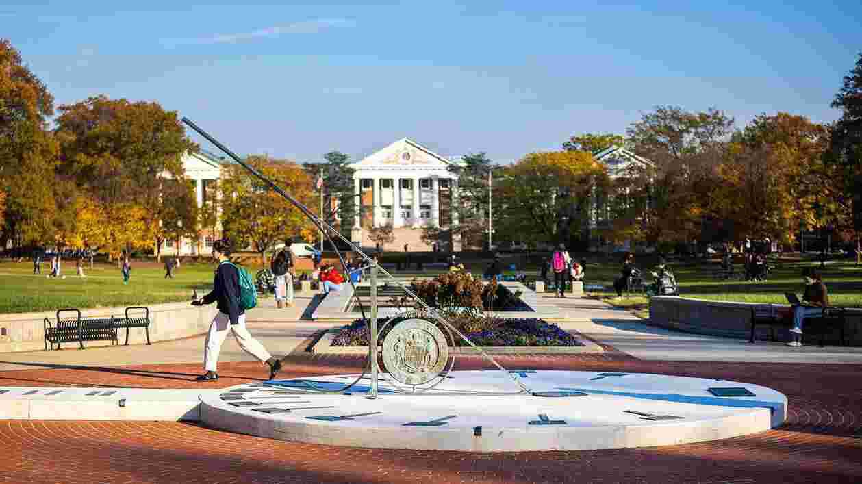 Students Mall 11172021 SC 6864 1920x1080 Thumbnail