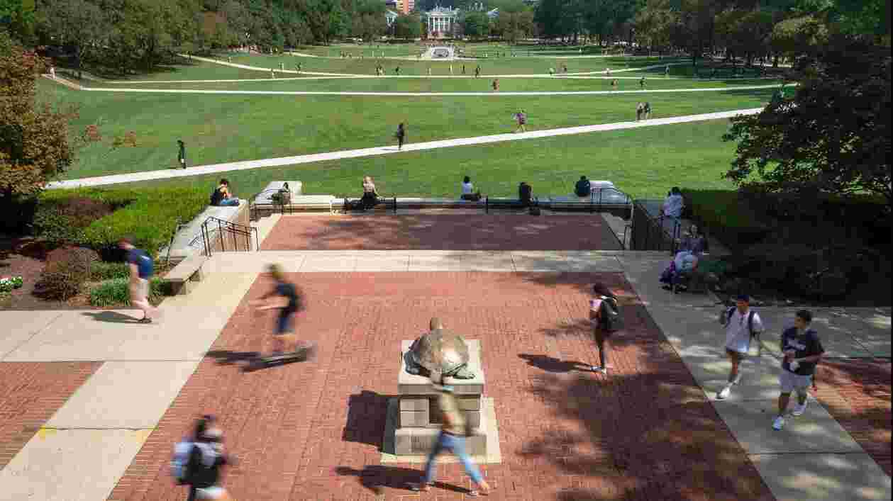 Students Outdoors 09202021 SC 5025 1920x1080 Thumbnail
