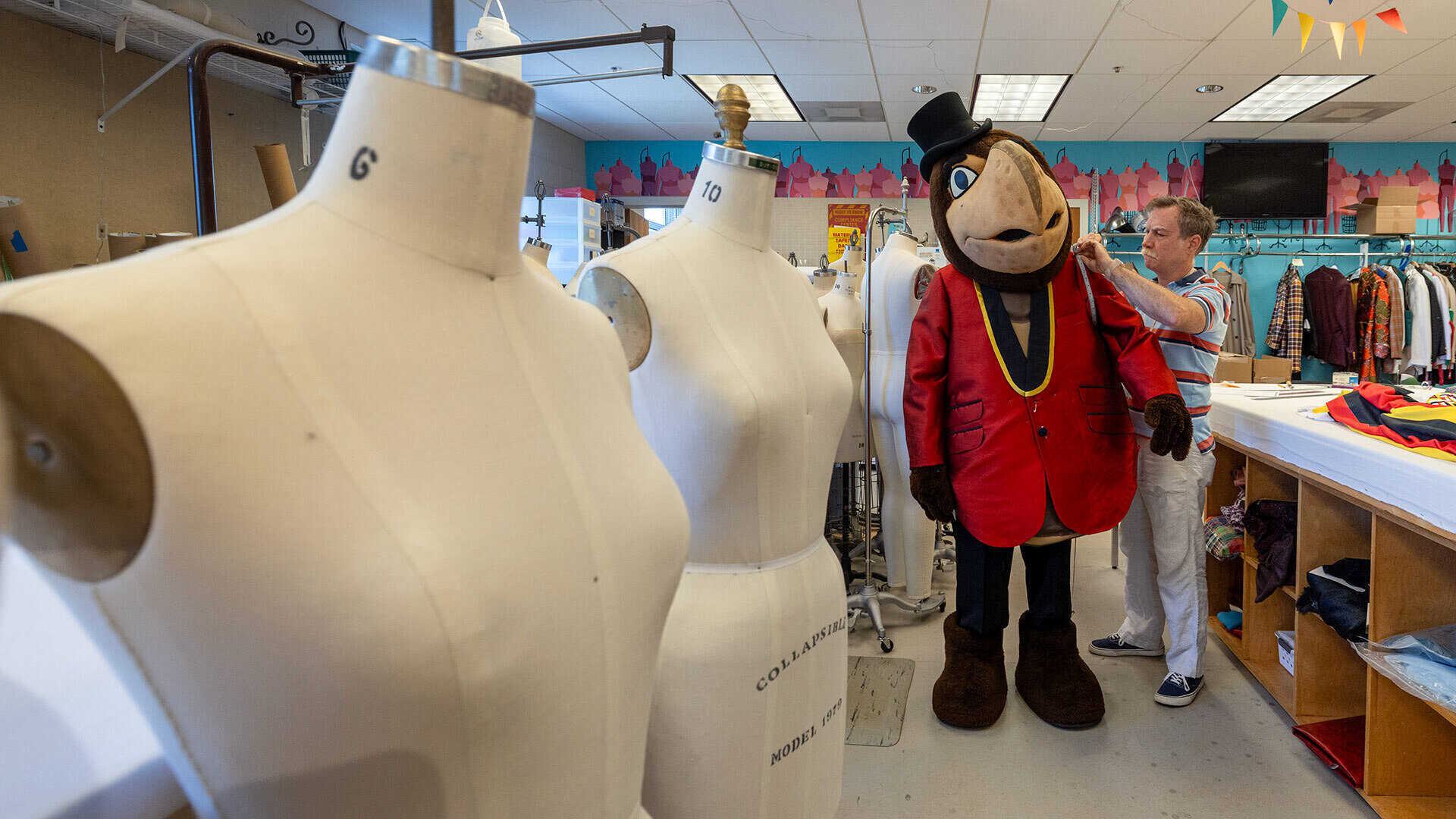 Testudo Tux Fitting The Clarice 08042025 SC 2460 1920x1080 Thumbnail