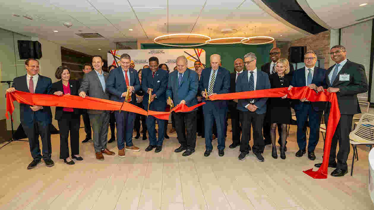UMD IHC Ribbon Cutting 112524 UMD05948 1920x1080 Thumbnail