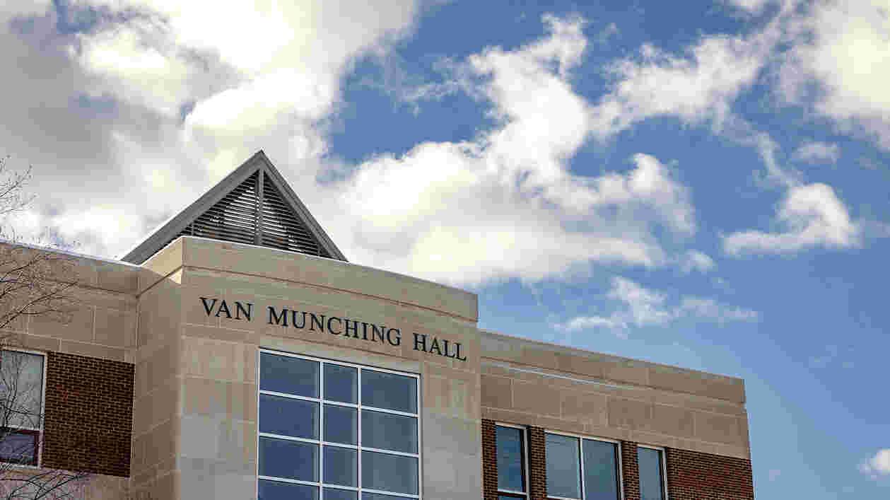 Van Munching Hall Snow 01072025 JC 9281 1920x1080 Thumbnail