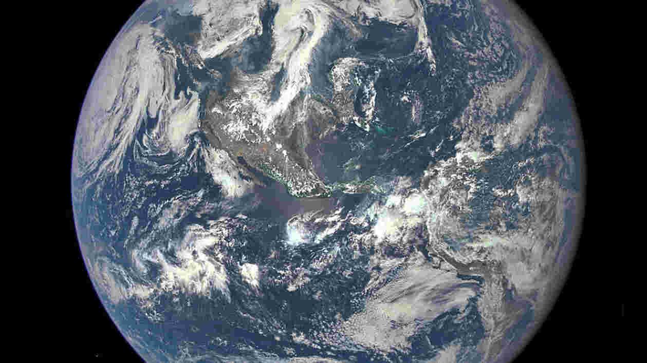 Earth2 1920x1080 Thumbnail