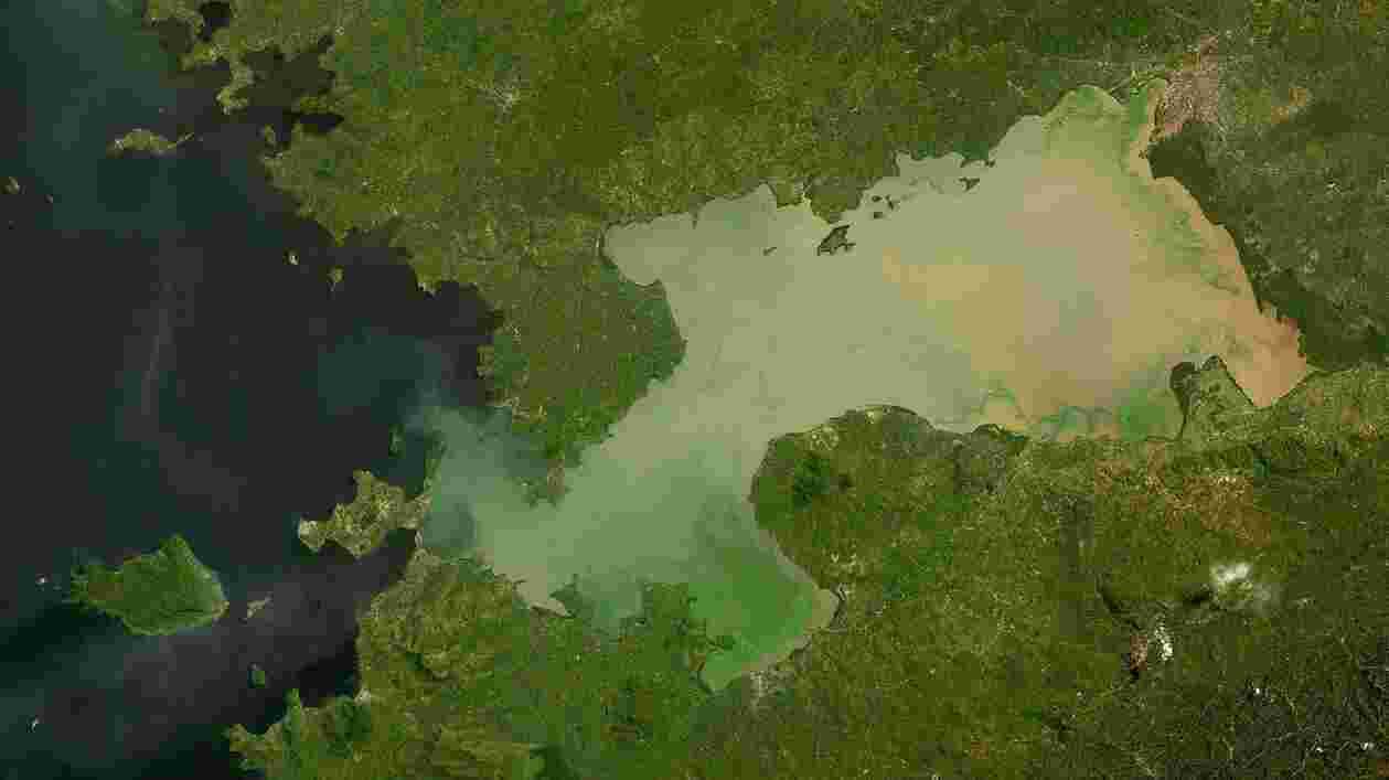 Lakevictoria oli 2021147 lrg 1920x1080 Thumbnail