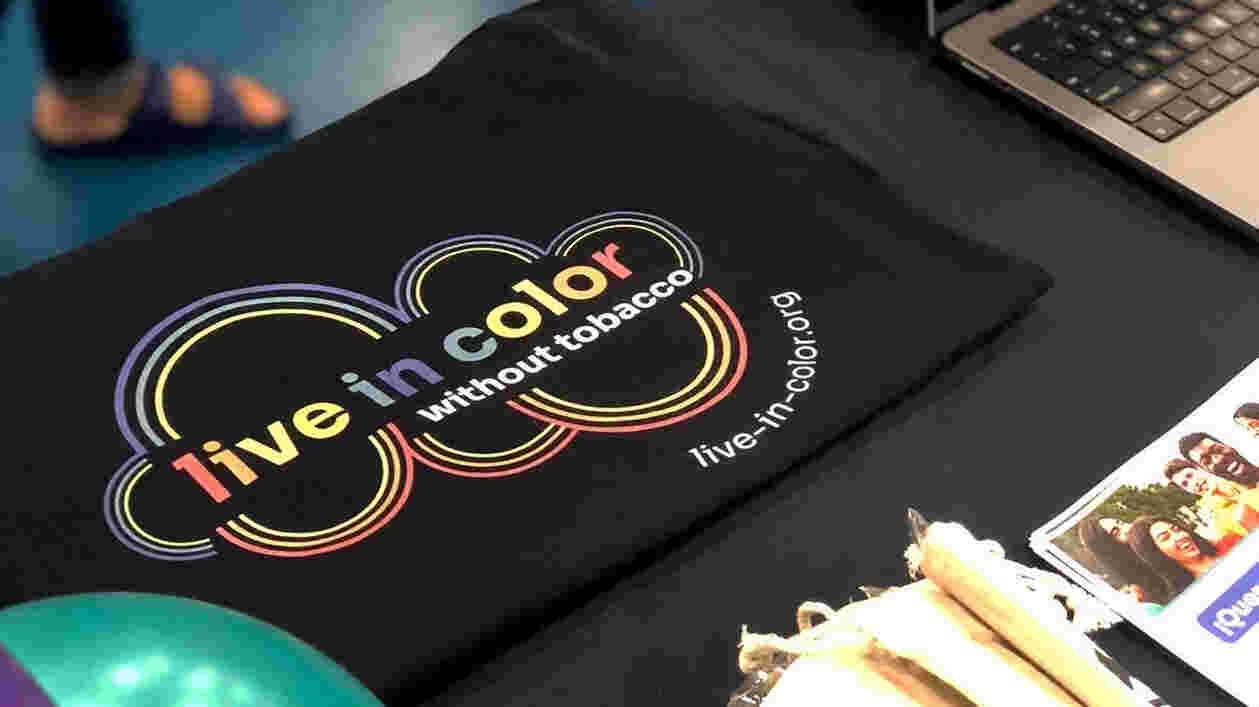 t shirt that says live in color