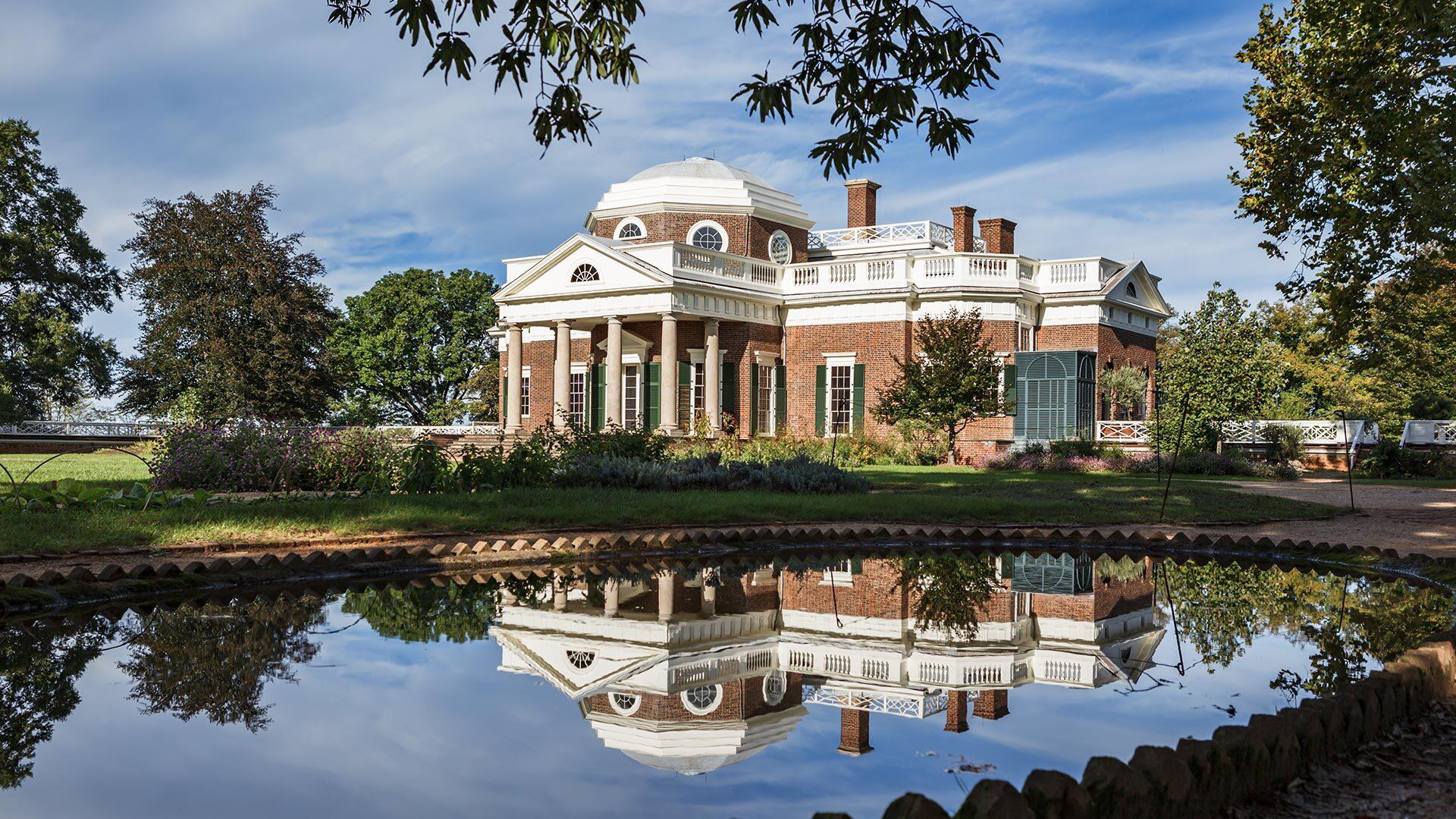 Monticello with reflection in water