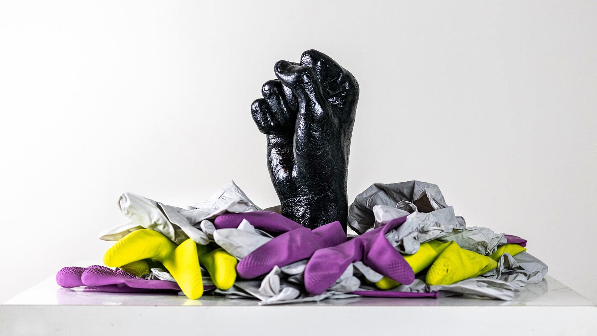 "Intolerable," a sculpure by Daniel Merkowitz-Bustos '21