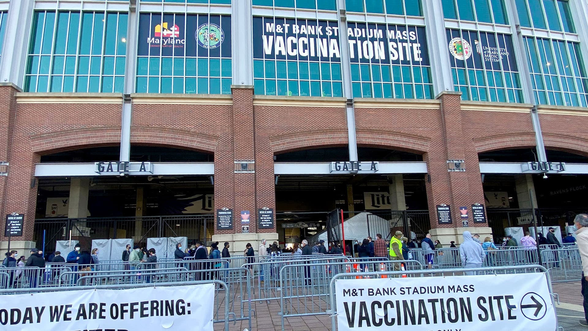 M&T Bank Stadium mass vaccine site