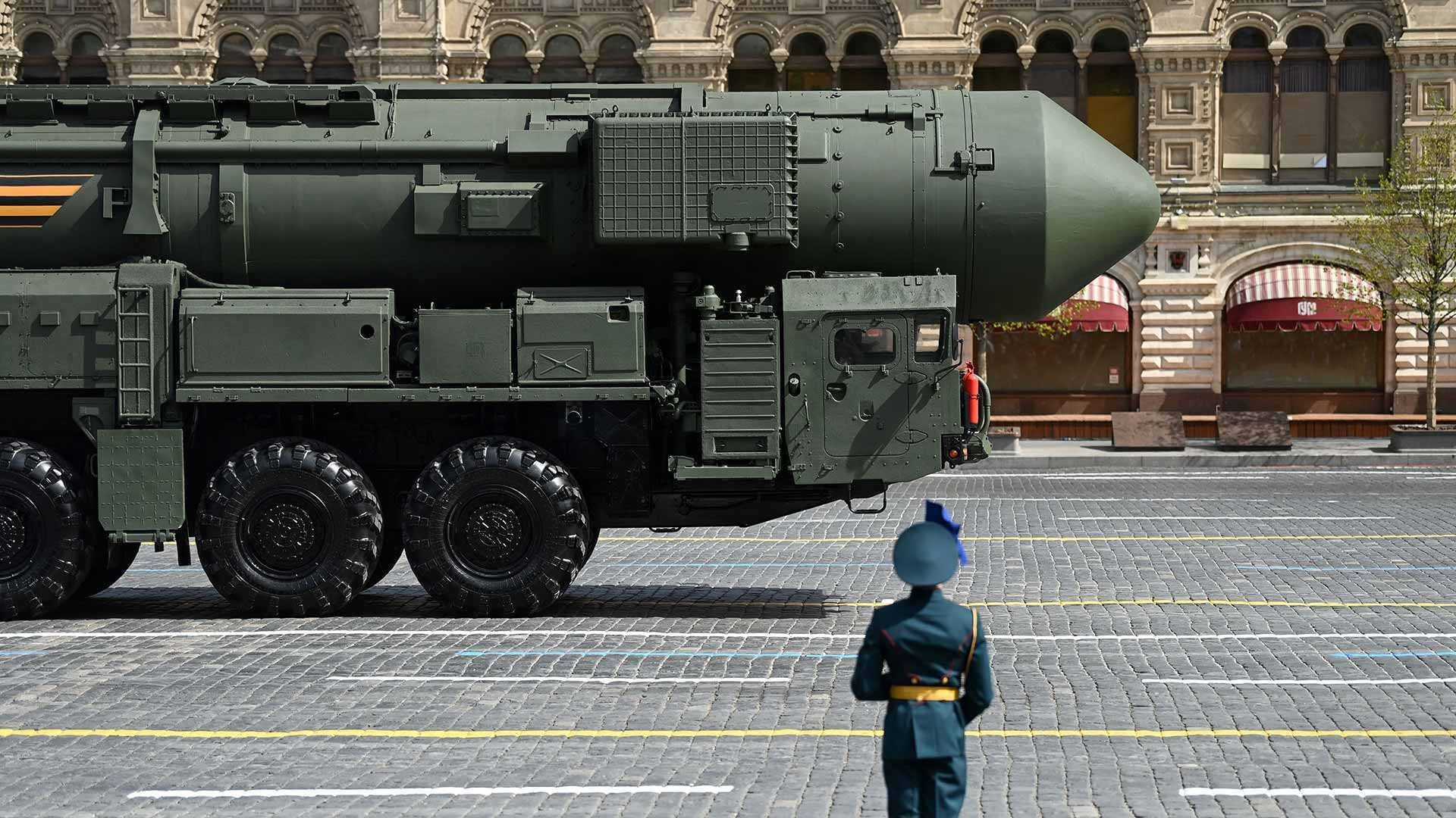 Russian ICBM rolls through Red Square