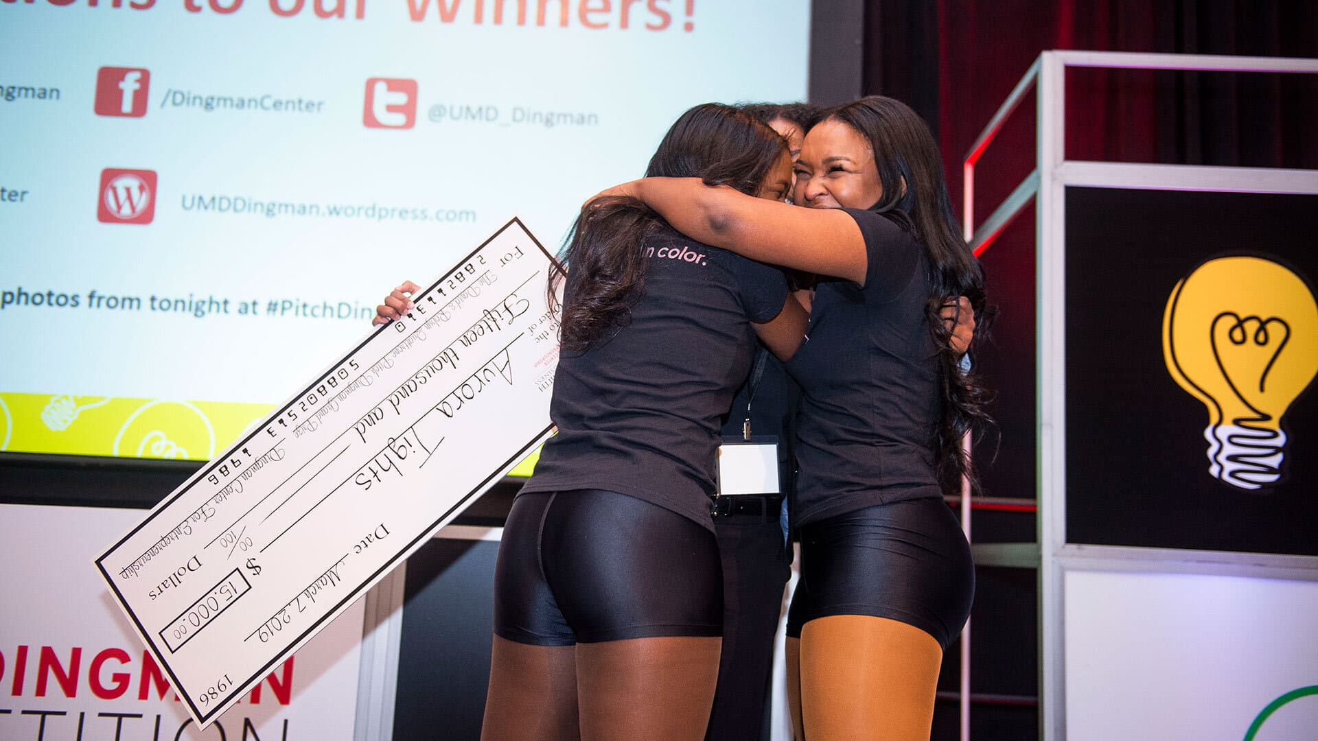 Aurora Tights wins Pitch Dingman Competition