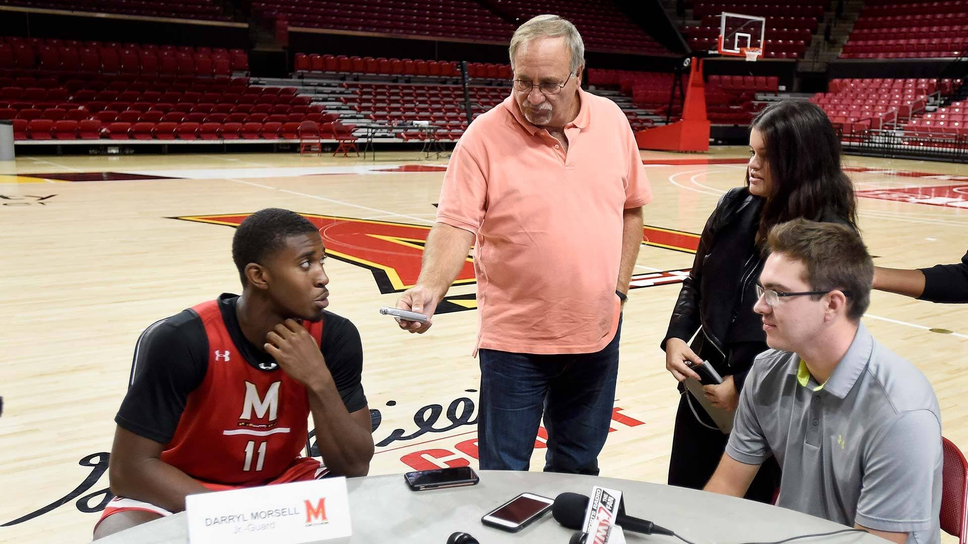 Dave Ginsburg interviews Darryl Morsell at Maryland basketball media day
