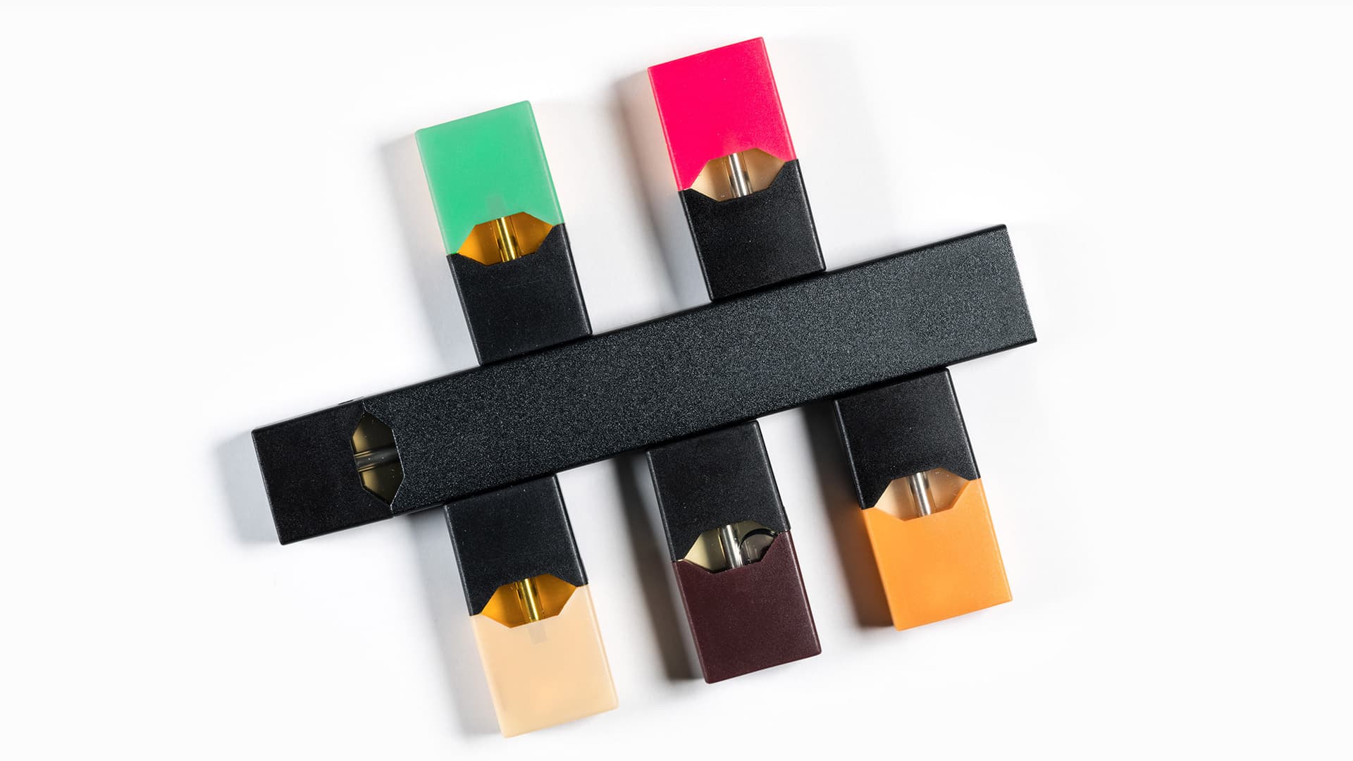 Colored e-cigarettes