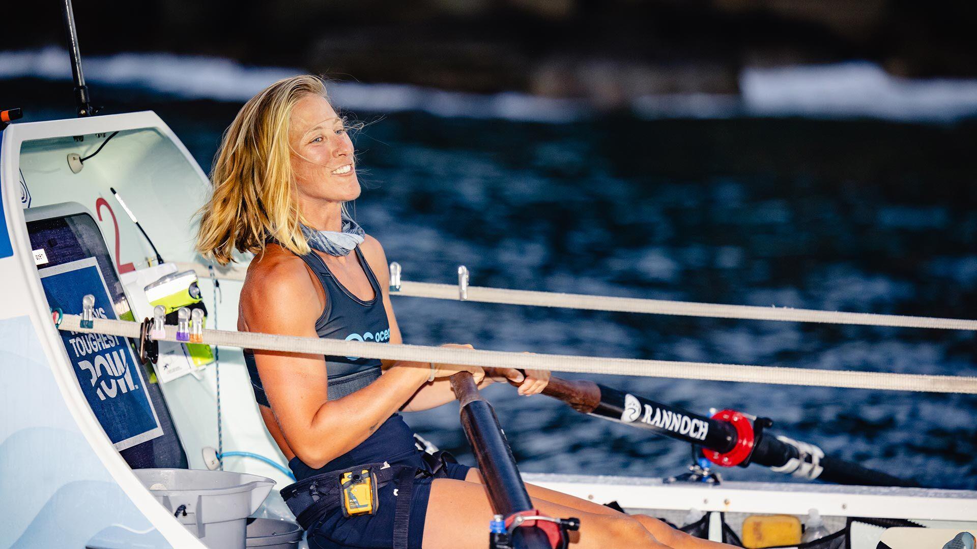 Nini Champion rows