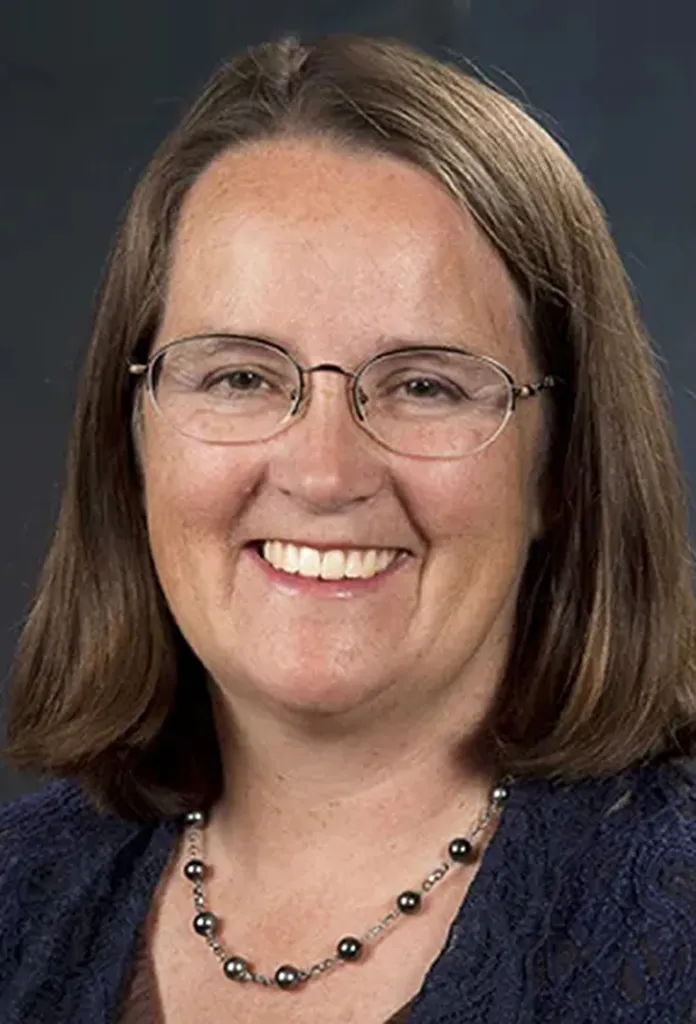 Brenda Dingus headshot