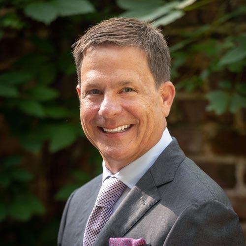 Ryan L. Dearborn headshot
