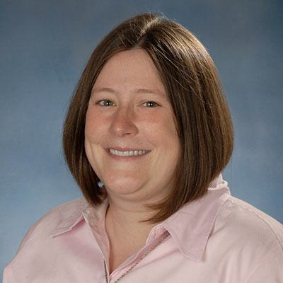 Julie Dunning Hotopp headshot