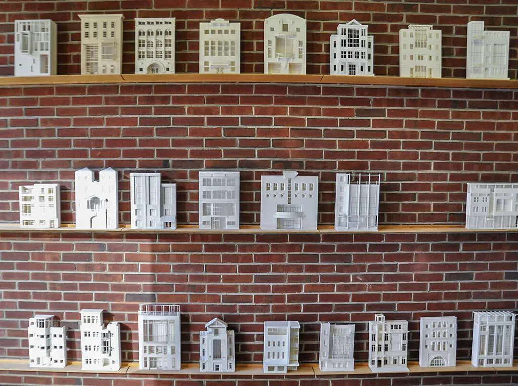Facade models