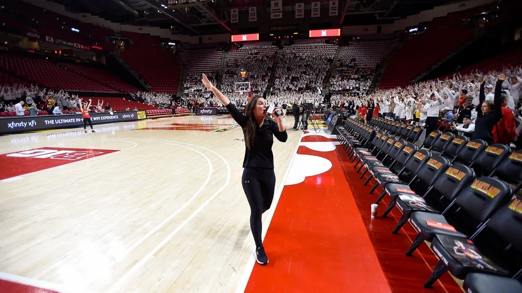 choreographer teaches students flash mob moves at Xfinity Center