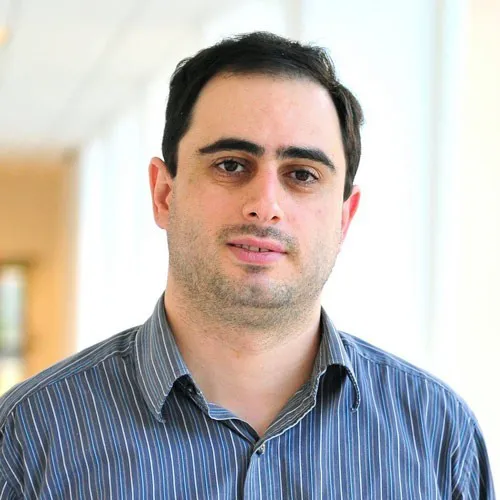 Mohammad Hajiaghayi headshot