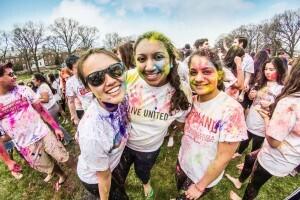Holi 8201