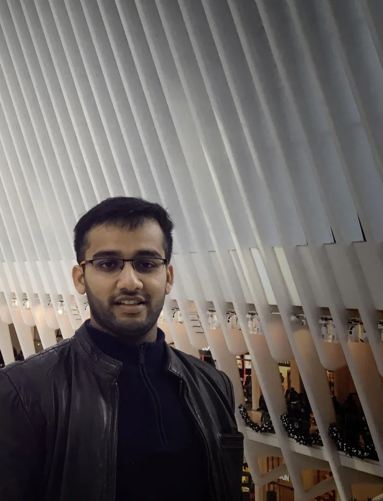 Kislay Parashar headshot