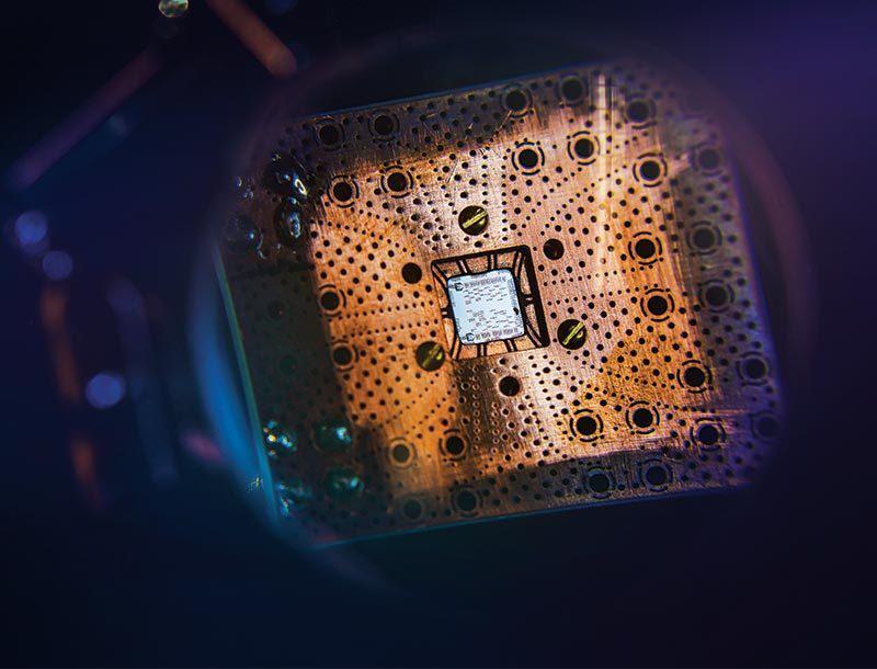 superconducting quantum device