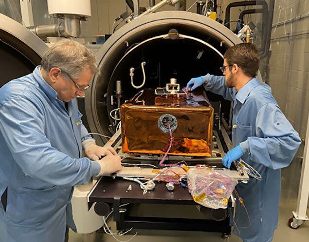 instrument to detect “moonquakes”