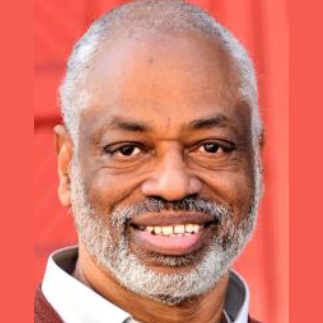 Len Elmore headshot