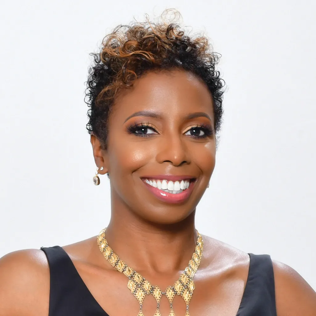 Lisa Donaldson Brathwaite headshot