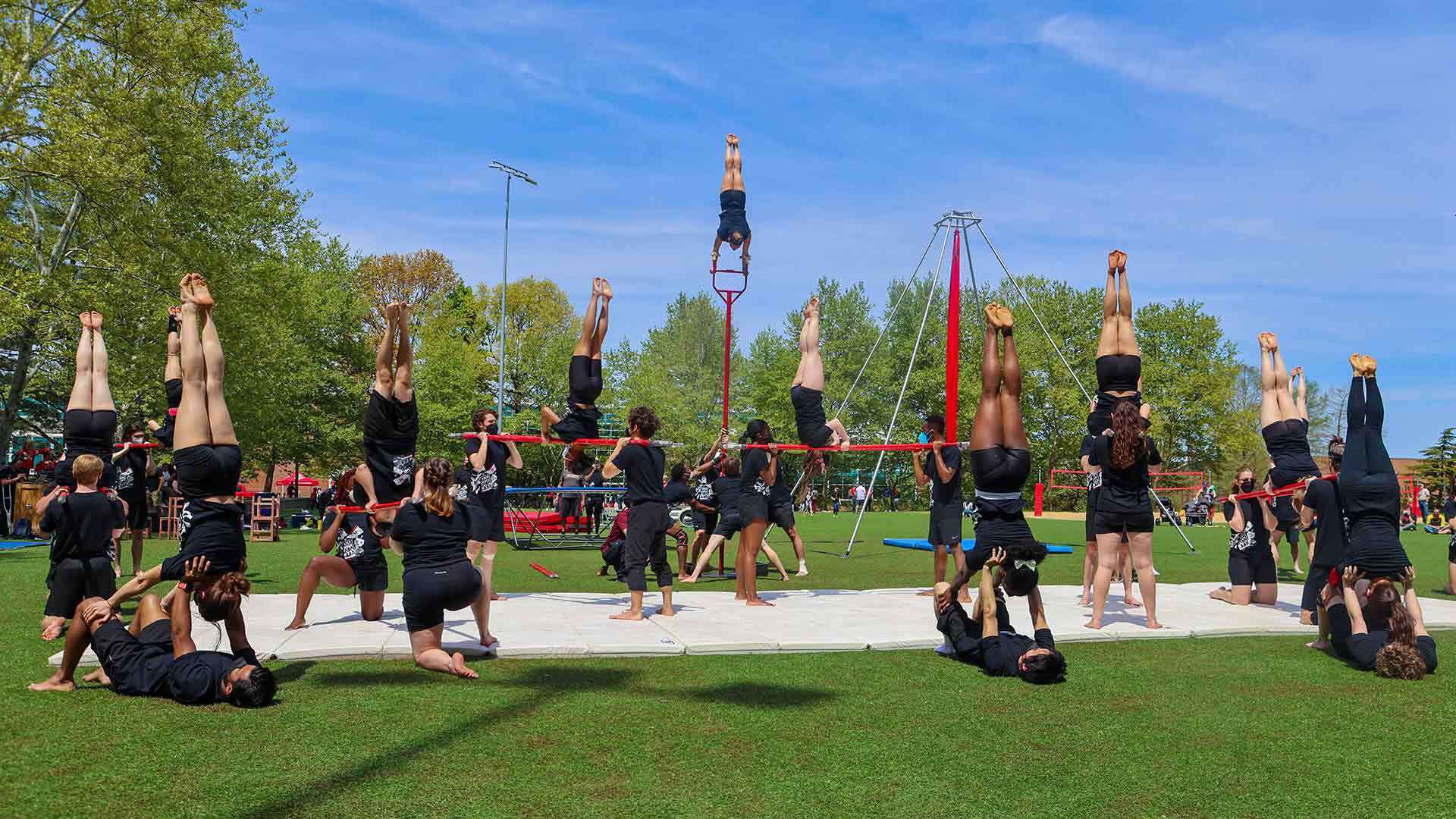 Gymkana performs