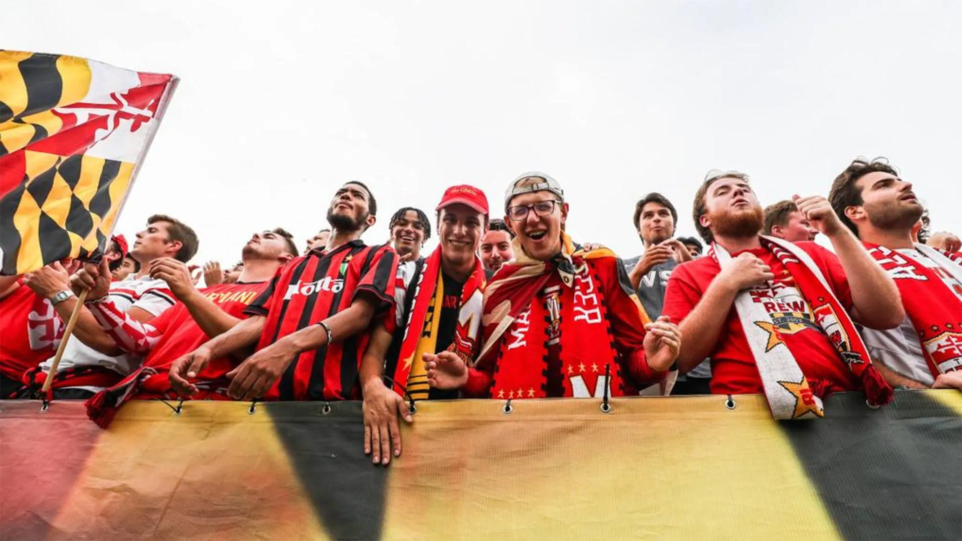 Terp fans cheer on men's soccer team