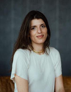 Meryam Bouadjemi ’10 headshot