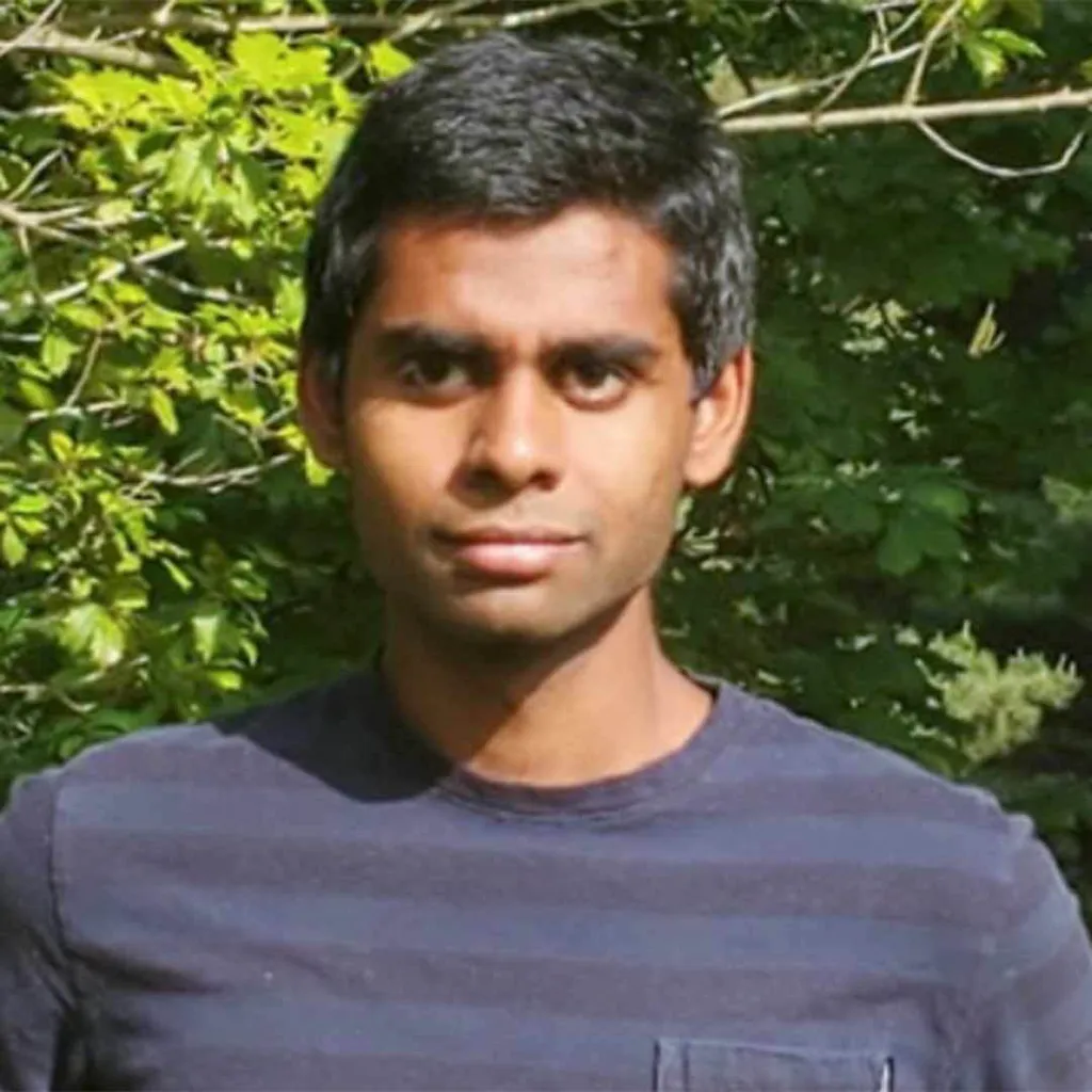 Naveen Raman headshot
