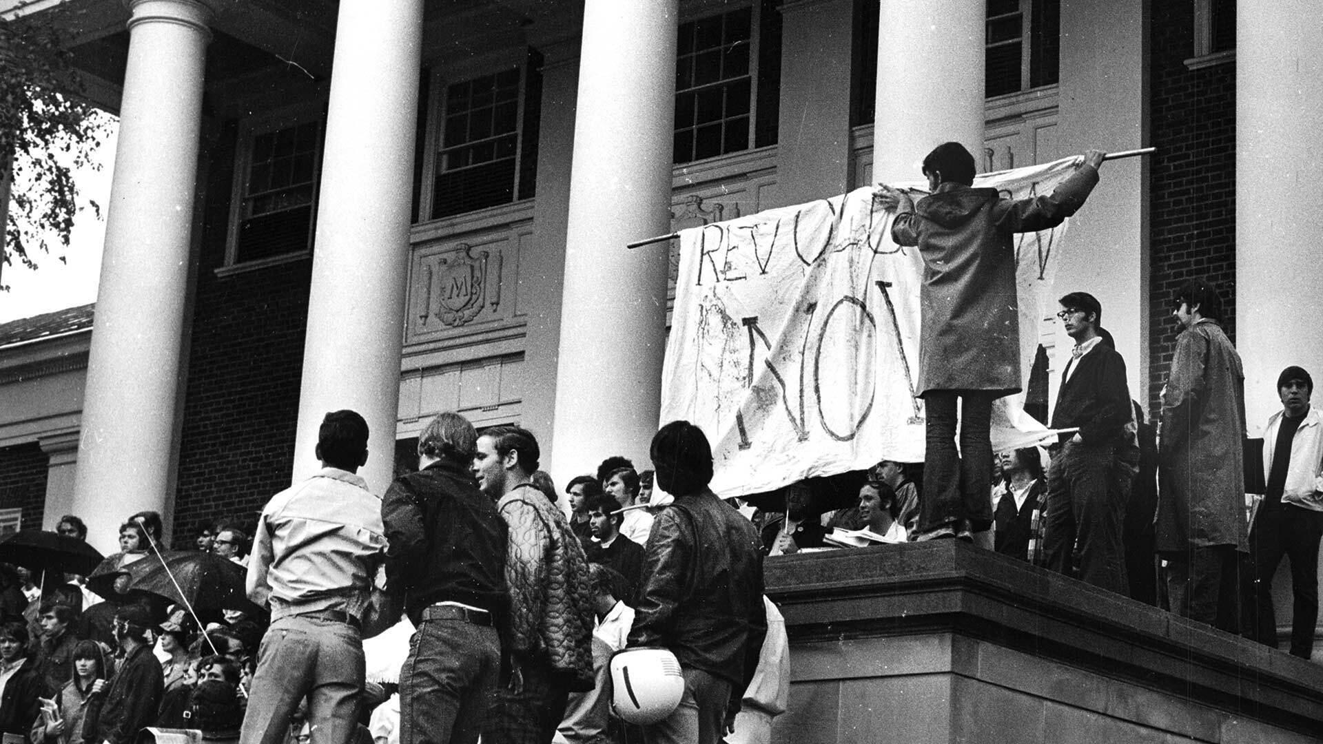 Students Protestat Main Admin 1920x1080